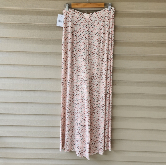 Free People Easy Peasy cherry print wide leg pants size 10 - Picture 14 of 14